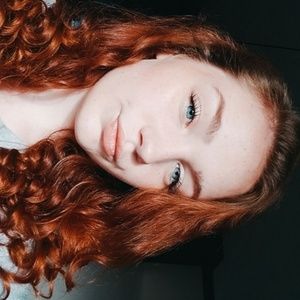 Meet your Posher, Karlie